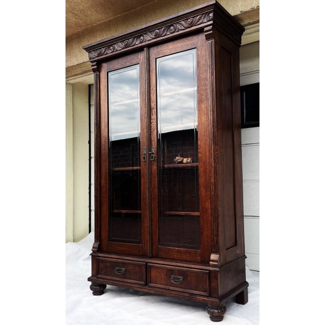 Antique Neo-Renaissance Oak Display Cabinet, 1910 For Sale - Image 6 of 18