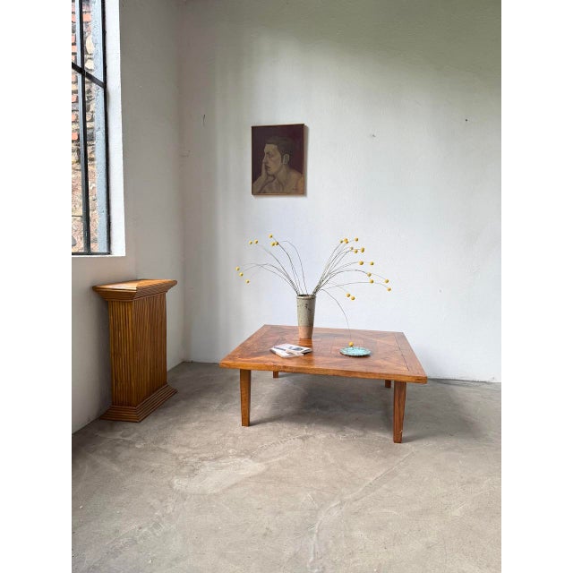 Antique square coffee table, XL format, with its solid oak top with old-fashioned parquet flooring, from the 1940s. We...