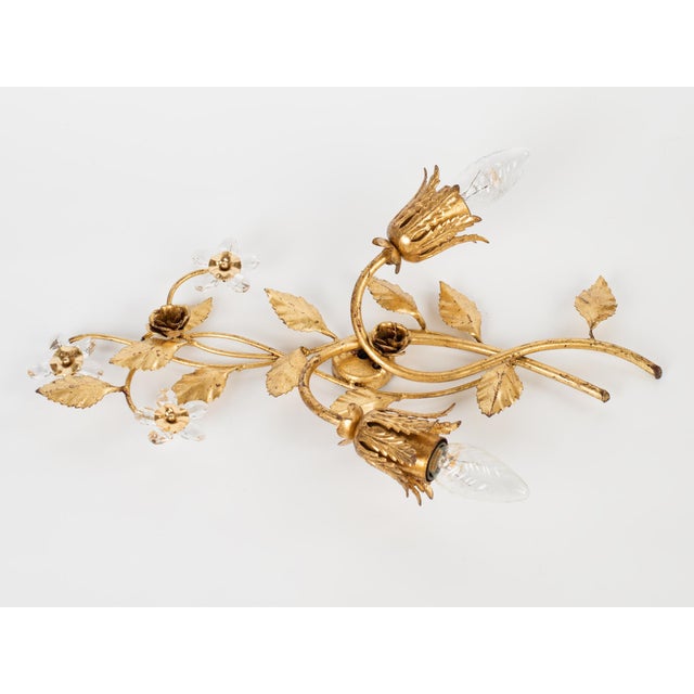 1960s Italian Florentine Gilt Metal Floral 2-Light Wall Sconce With Crystals For Sale - Image 4 of 10
