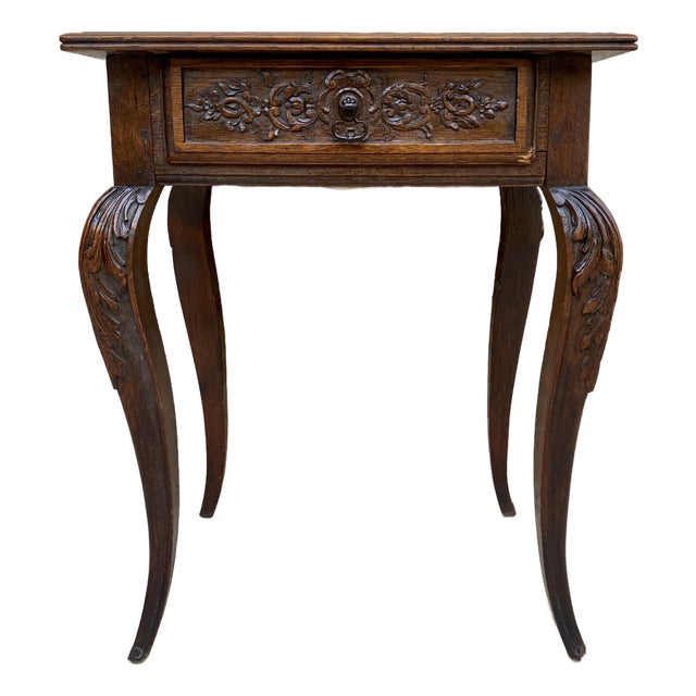 1940s French Louis XV Style Carved Wood Side Table With Drawer For Sale