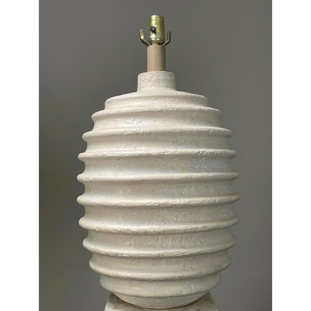 Large Vintage Modernist Textured Decorator’s Table Lamp For Sale - Image 4 of 8