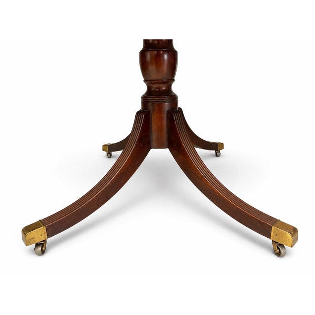 Baker Furniture Company Mid 20th Century Baker Furniture Georgian-Style Inlaid Mahogany Double Pedestal Extension Dining Table With Leaf For Sale - Image 4 of 5