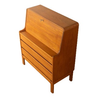 Model 88 Bureau by Arne Wahl Iversen for Vinde Møbelfabrik For Sale