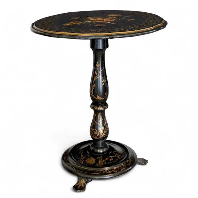 Late 19thCentury English Painted Tilt-Top Table For Sale In Atlanta - Image 6 of 11