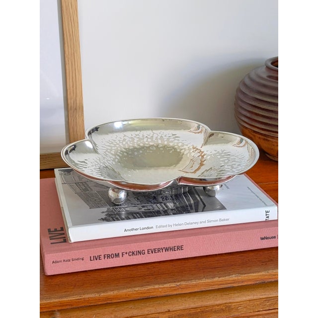 Silver Plated Clover Ball Footed Dish from Elkington & Co, 1950s For Sale - Image 11 of 18