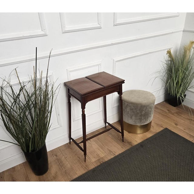 Mid-Century Modern Italian Walnut Coffee Table, 1950s For Sale - Image 3 of 10