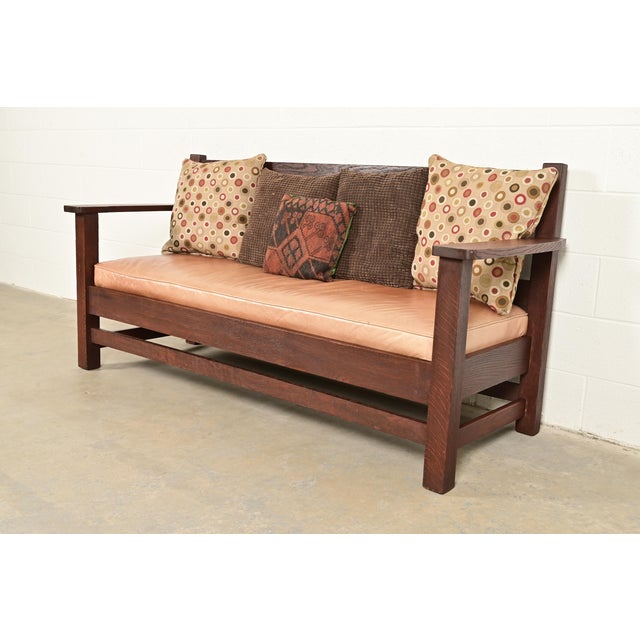 Wood Stickley Brothers Style Antique Mission Oak Arts & Crafts Open Arm Settle Sofa, Circa 1910 For Sale - Image 7 of 14
