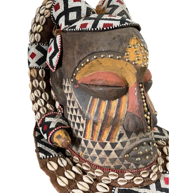 1980s Vintage Large African Tribal Kuba Royal Head Mask Congo 14" H For Sale - Image 5 of 10