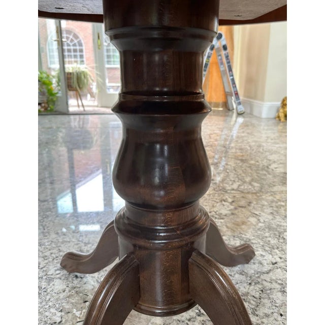 Italian Round Marquetry Table With Charioteer in the Middle by Gargiulo & Jannuzzi - Hand-Made For Sale - Image 11 of 12