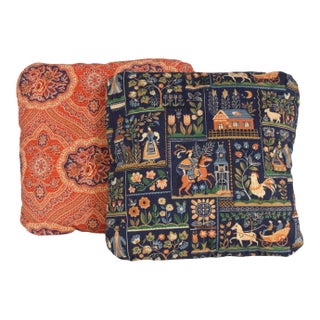 Set of 2 Decorative Folk Art Throw Pillows For Sale