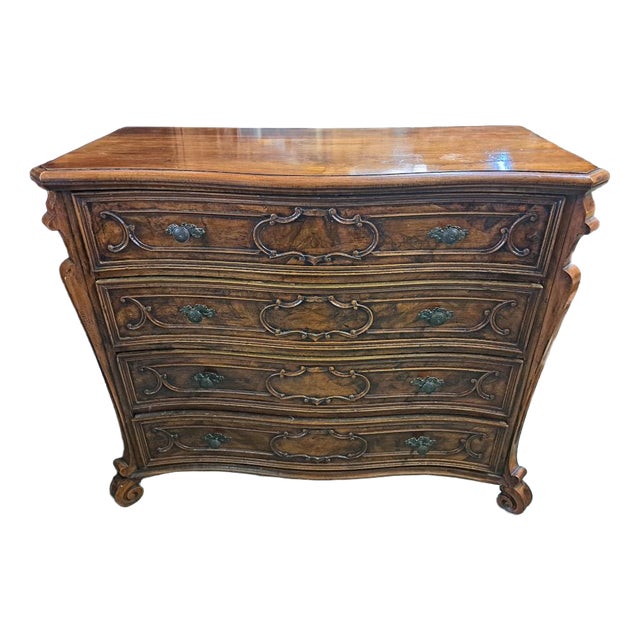 Piedmontese Chest of Drawers in Walnut For Sale