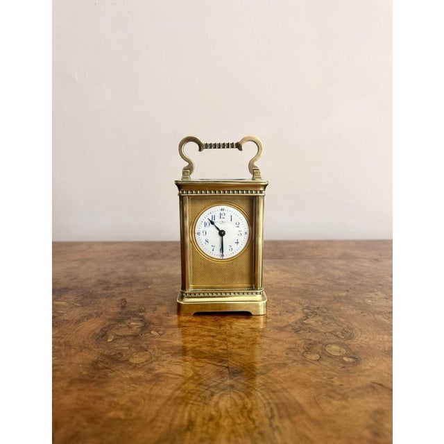 Fine quality 19th century brass carriage clock, having a quality antique carriage clock with a visible platform...