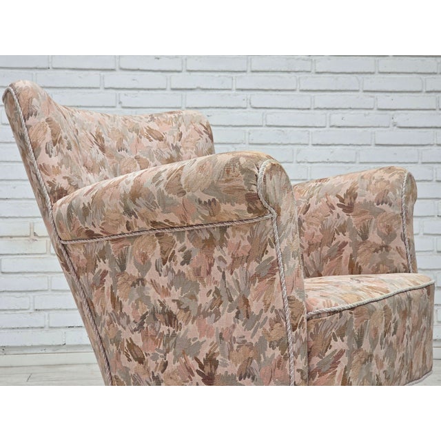 Danish Armchair in Jacquard Fabric, 1960s For Sale - Image 4 of 18