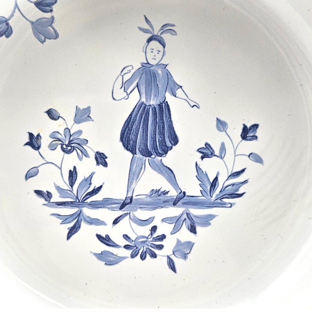 Mid 20th Century Longchamp France Moustiers Blue Rim Soup Bowl, 9-Inch Porcelain For Sale - Image 5 of 10