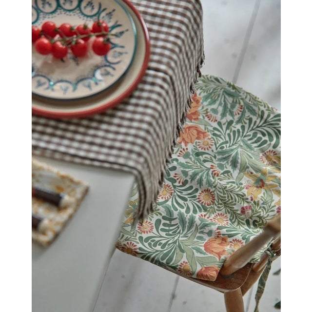 English Morris & Co Bower Fabric in Herball/Weld For Sale - Image 3 of 3