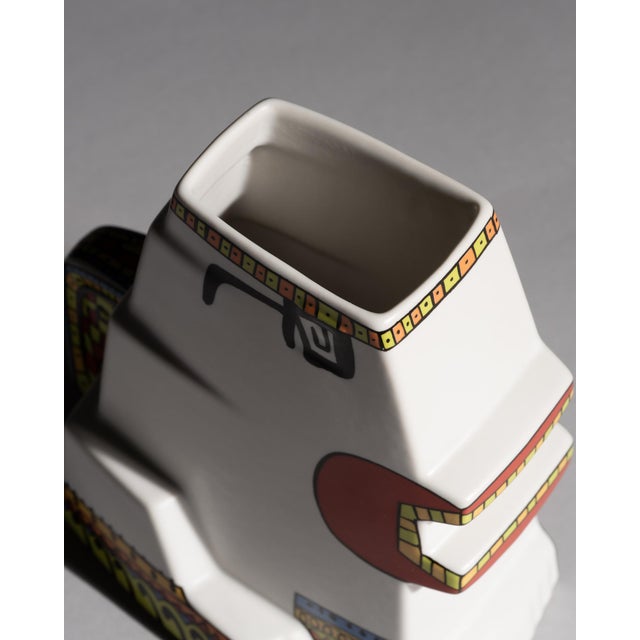 Leones Porcelain Vase Set by Javier Mariscal for Rosenthal, 1990s, Set of 4 For Sale - Image 15 of 18