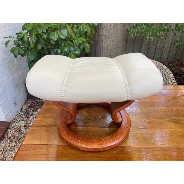 Leather Ottoman by Ekornes Stressless, 2010s For Sale - Image 15 of 17