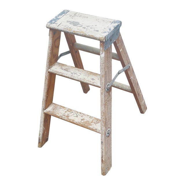 Vintage Distressed Rustic Farmhouse Step Ladder Seat For Sale