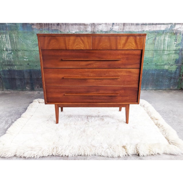 1960s Mid Century Dresser, 4 Drawers, Tapered Danish Legs For Sale In Madison - Image 6 of 7