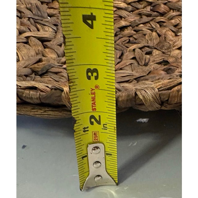 Late 20th Century Hanndwoven Water Hyacinth Sculptural Trays – Set of 2 – 17” & 14” – Organic Modern Table or Wall Decor Boho Coastal Resort For Sale In Indianapolis - Image 6 of 6