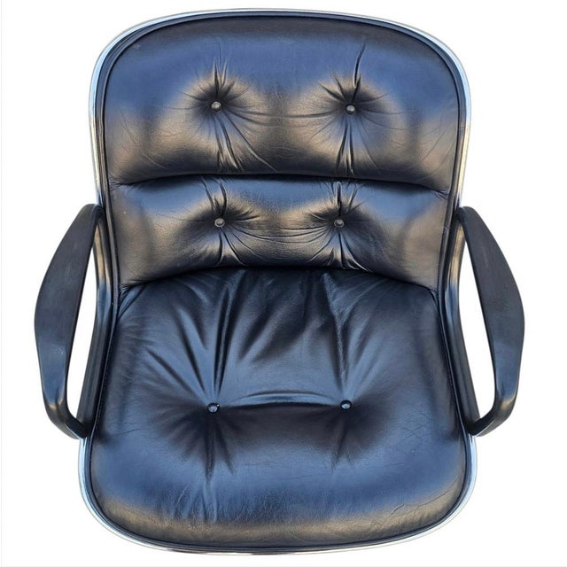 MCM to Modern Executive Armchair by Charles Pollock for Knoll Black Leather & 4 Prong Swivel Base For Sale - Image 9 of 18