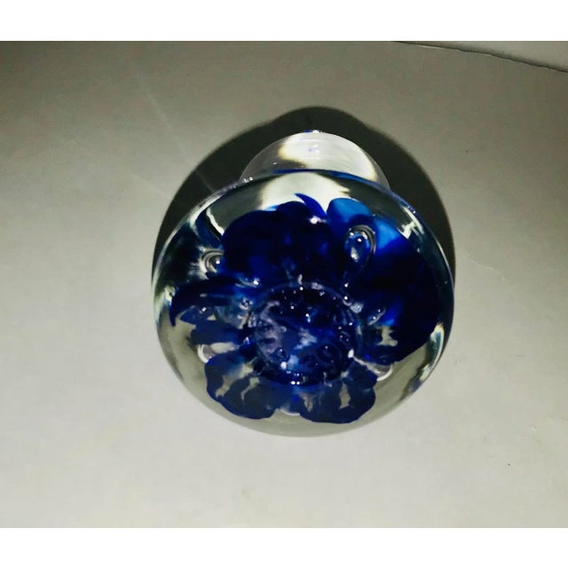 Joe St. Clair Art Glass Bell Shaped Paperweight For Sale - Image 12 of 13