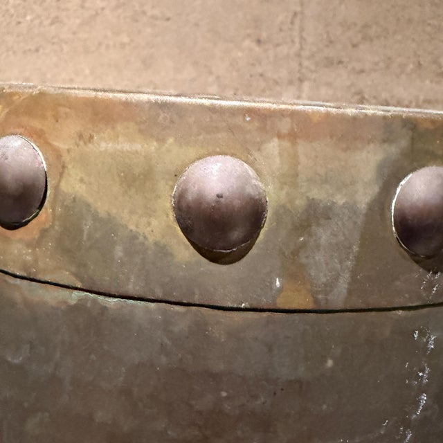 Hollywood Regency Vintage Hammered Brass or Copper Planter/Jardiniere Hong Kong For Sale - Image 3 of 11
