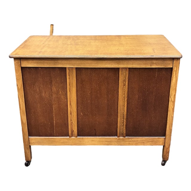 Vintage Oak Lift Top Blanket Chest / Toy Chest c.1940 For Sale