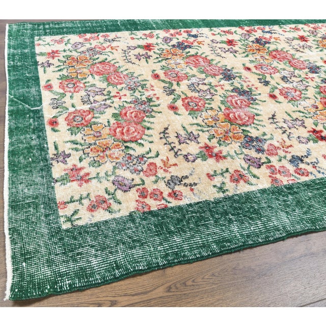 5'8x6'7 Ft, Turkish Floral Area Oushak Vintage Hand-Knotted Floral Green Bordered For Sale - Image 4 of 8