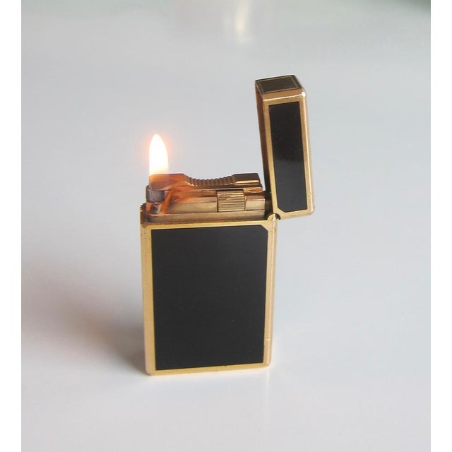 Metal Black Lacquer and Gold Lighter by S. T. Dupont, France, 1970s For Sale - Image 7 of 9