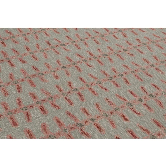 Rug & Kilim Rug & Kilim's Scandinavian Style Custom Flatweave Rug With Pink Vinery Pattern For Sale - Image 4 of 10