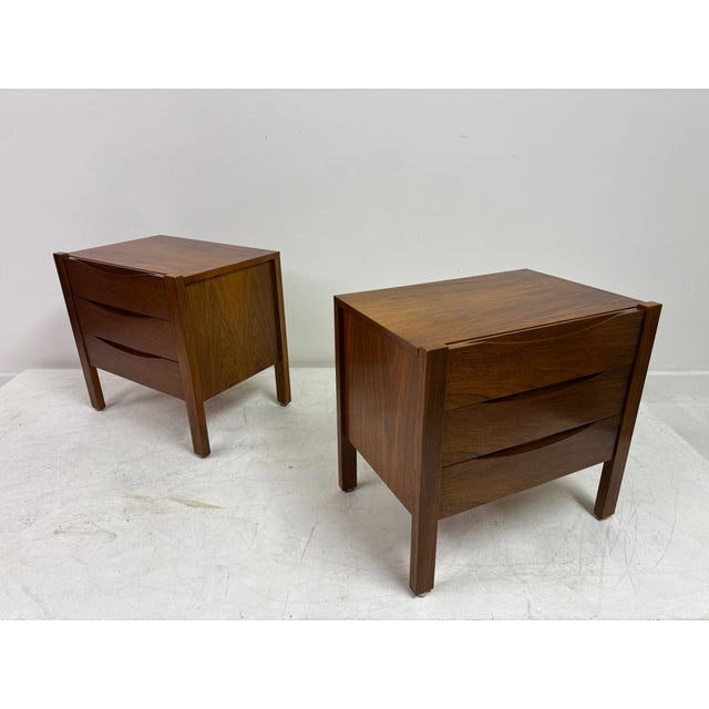 Mid-Century Modern Danish Walnut Bedside Tables, 1970s, Set of 2 For Sale - Image 11 of 18