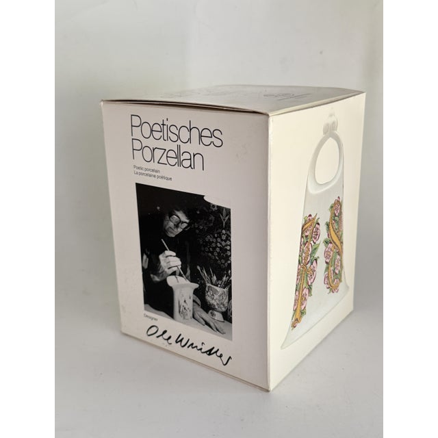 Item: Annual Bell Manufacturer: Hutschenreuther Series: Annual Bell Decoration: 1978 Material: Porcelain Condition: Unused...