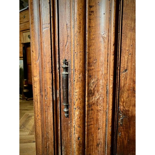 18th Century Italian Piedmontese Baroque Wardrobe in Walnut For Sale - Image 6 of 12