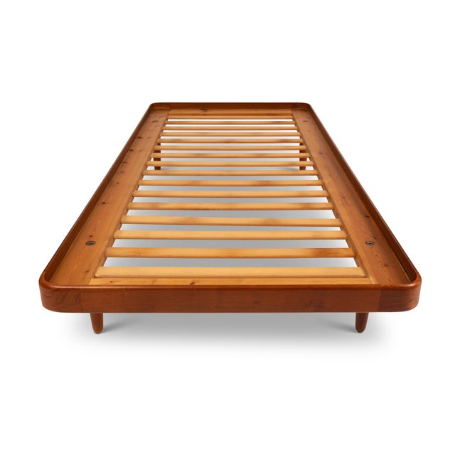 Black Vintage Mid-Century Modern Teak Daybed in Black Tufted Leather For Sale - Image 8 of 8