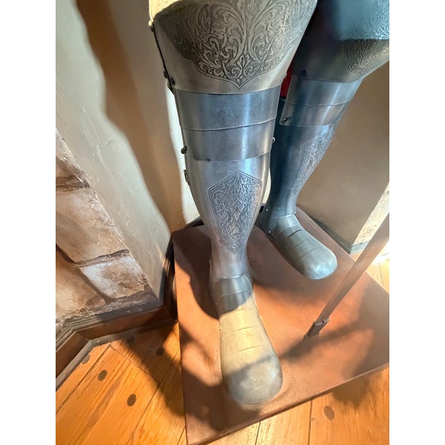 15th Century Renaissance Suit of Armour and Sword (Decorative Replicas For Sale In Pittsburgh - Image 6 of 8