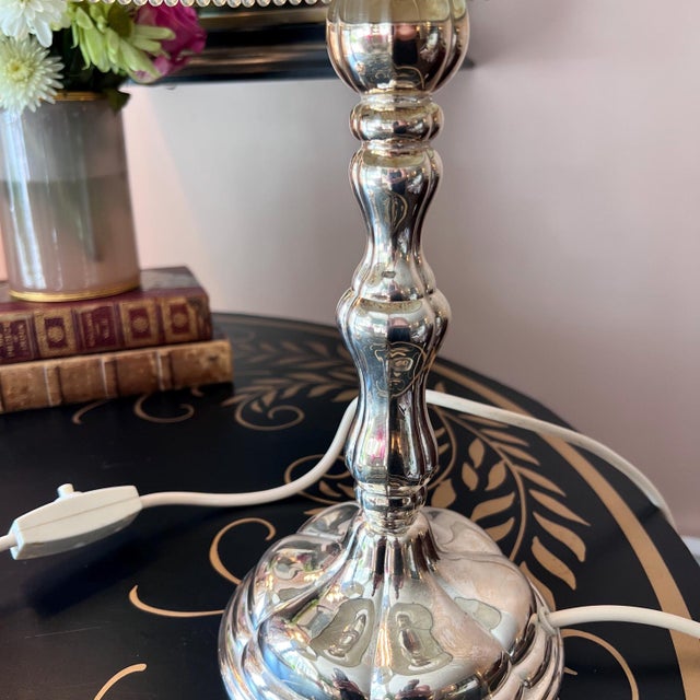 1950s Pair of vintage silverplate candlestick lamps with original silk shades with bead trim // Euro fitter lamp shades // elegant pair of lamps For Sale - Image 5 of 10