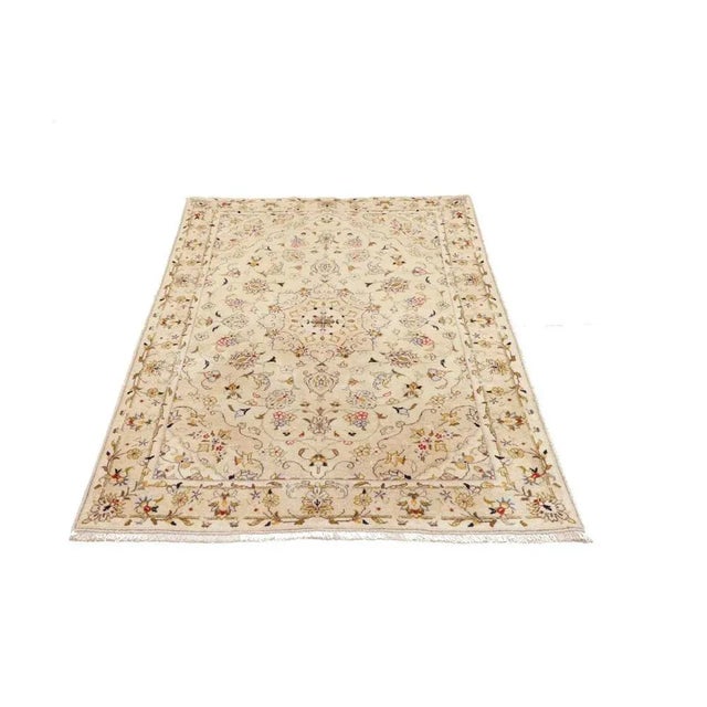 Kashan Rug in Hand-Knotted Rug For Sale - Image 4 of 11