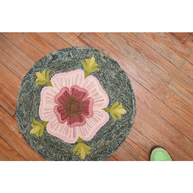 Early 20th Century Round American Hooked Floral Rug - 2' x 2' For Sale - Image 4 of 5