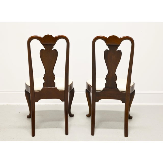 Late 20th Century Hickory Chair Mahogany Queen Anne Dining Side Chairs - Pair A For Sale - Image 5 of 11