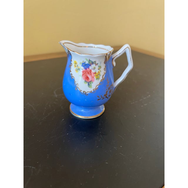 Beautiful Vintage Rare Royal Staffordshire Blue and white Flower Mini Creamer with gold trim. 3 1/4” height, 3” opening...