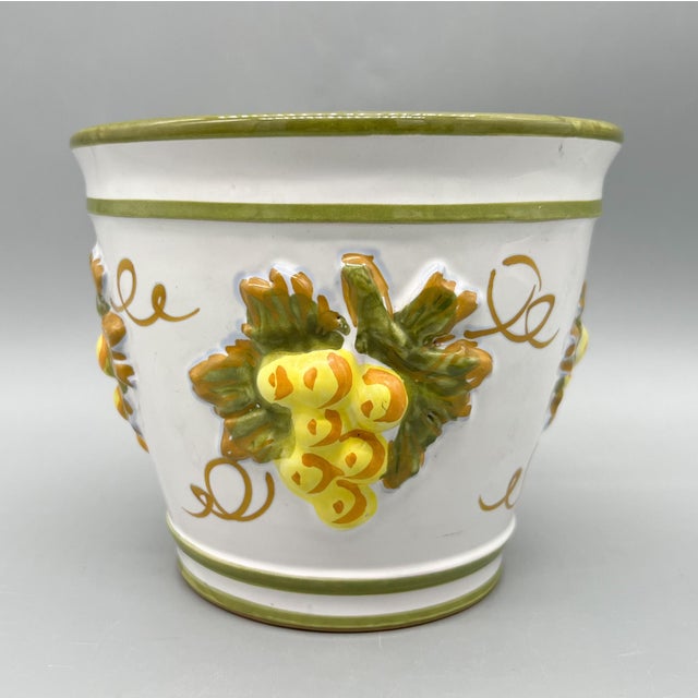 Vintage Italian Grape Motif Cachepot Planter – Tuscan / Mediterranean For Sale - Image 9 of 11