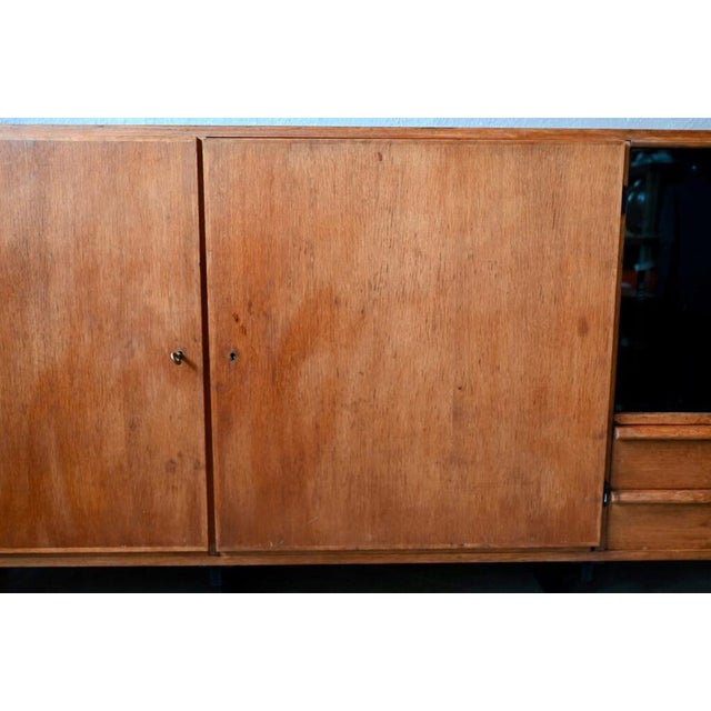 Beige Large Mid-Century Oak Sideboard, France, 1950s For Sale - Image 8 of 18