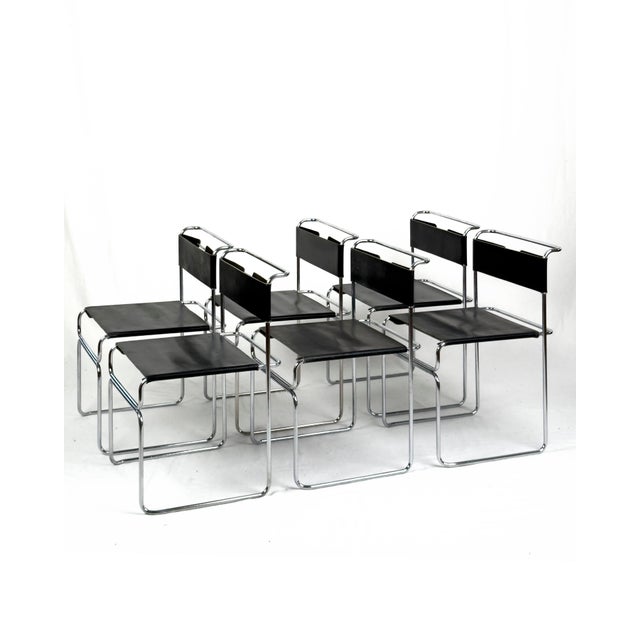 Professionally restored to its original condition, this rare set of 6 Libellula chairs by Giovanni Carini for Planula...