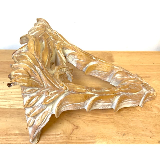 Pair of Serge Roche–Style Palmette Wall Brackets / Shelves For Sale - Image 4 of 18