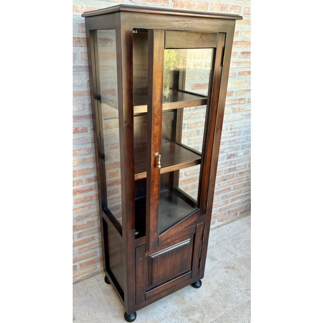 Mid-Century French Display Case in Walnut and Glass, 1950 For Sale - Image 11 of 18