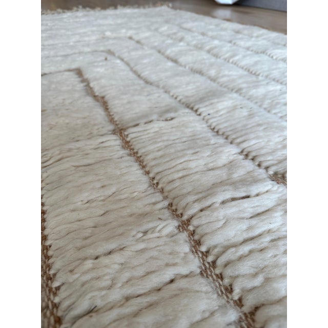 Vintage Moroccan Rug by Berber Tribes of Morocco, cream color, off white, tan For Sale - Image 10 of 11