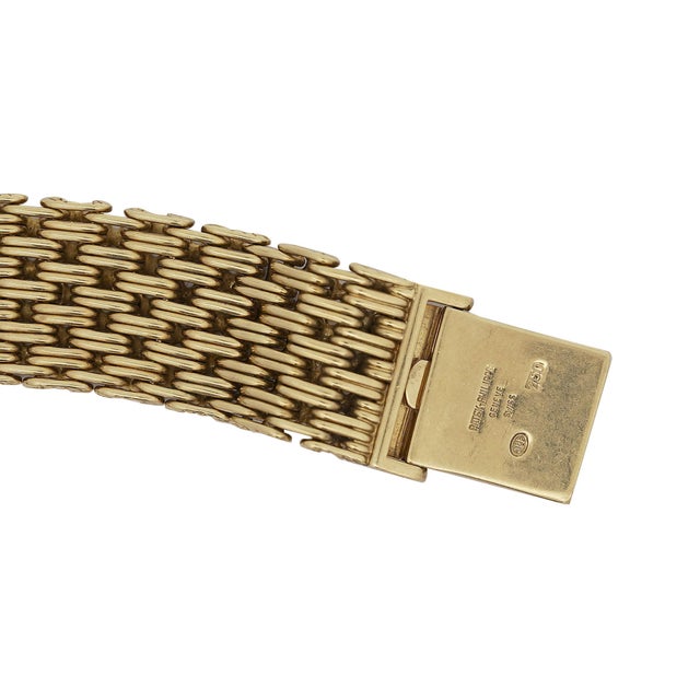 Metal Vintage Patek Philippe 18k Gold Ladies Champagne Dial Mesh Bracelet Watch For Sale - Image 7 of 14