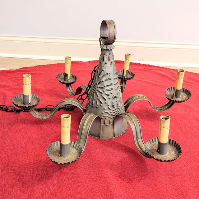 Mid 20th Century Vintage Hand-Punched Tin Witch's Hat 6-Arm Chandelier – By Irvin's Country Tinware For Sale - Image 5 of 18