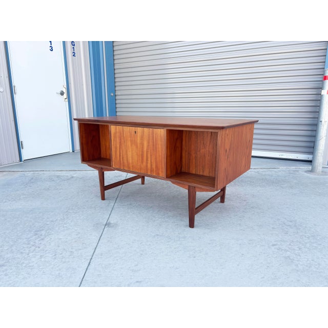 1960s Danish Modern Teak Partners Desk With Drop-Down Bar & Bookcase Back For Sale - Image 10 of 12